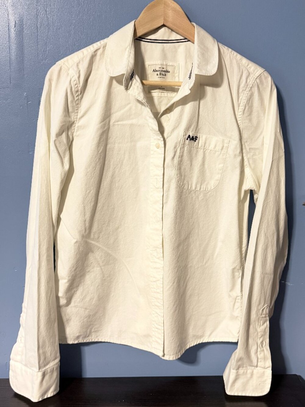 Abercrombie & Fitch Women's White Shirt--L size